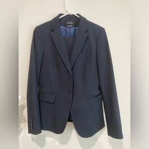 RW&CO women’s suit